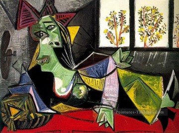  long - Femme allongee sur un divan Dora Maar 1939 cubiste Pablo Picasso